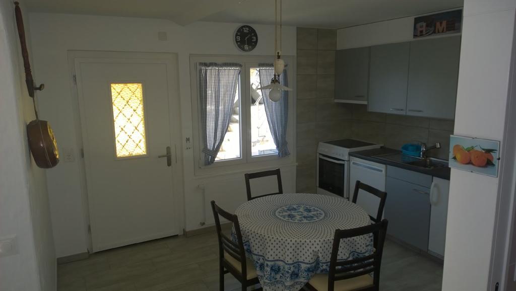 Appartement D'Hotes An Kaz La ครองส์มอนตานา ภายนอก รูปภาพ